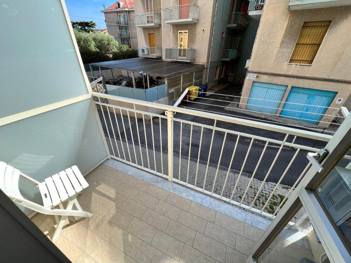 Bilocale Pf Apartment Loano Exterior photo